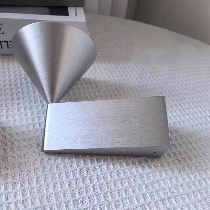 Japanska minimalistička zidna lampa s ogledalom, pogodna za dnevni boravak, spavaću sobu i hotelski hodnik.