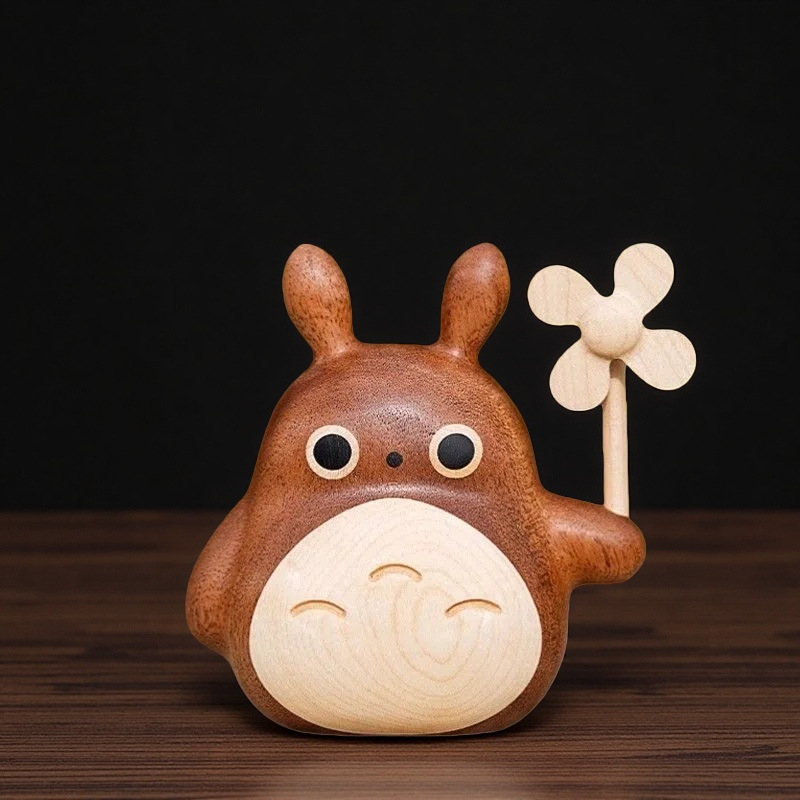 Totoro drvena figura od masivnog drveta, magnetsko pričvršćivanje, graviranje dostupno, uzorak narudžba