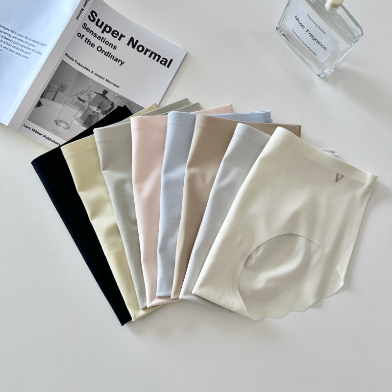 Ženske gaćice Ice Silk Nude bez šavova, udobne i prozračne, srednja visina, bikini stil