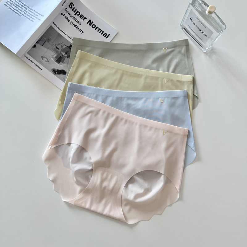 Ženske gaćice Ice Silk Nude bez šavova, udobne i prozračne, srednja visina, bikini stil
