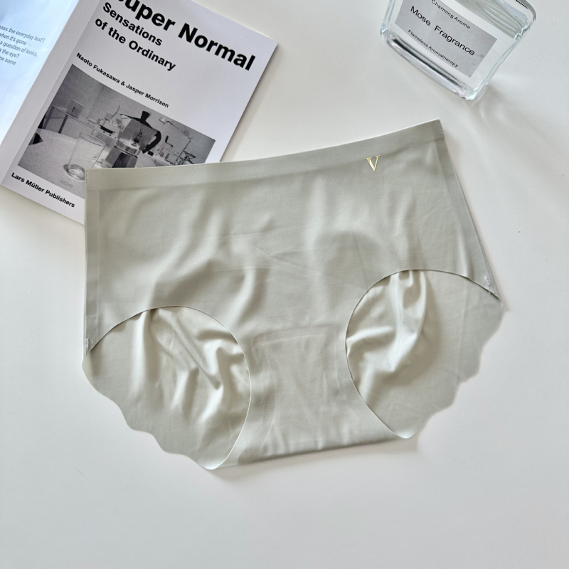 Ženske gaćice Ice Silk Nude bez šavova, udobne i prozračne, srednja visina, bikini stil