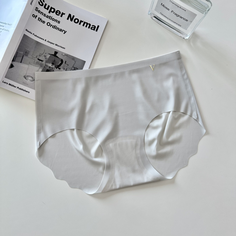 Ženske gaćice Ice Silk Nude bez šavova, udobne i prozračne, srednja visina, bikini stil
