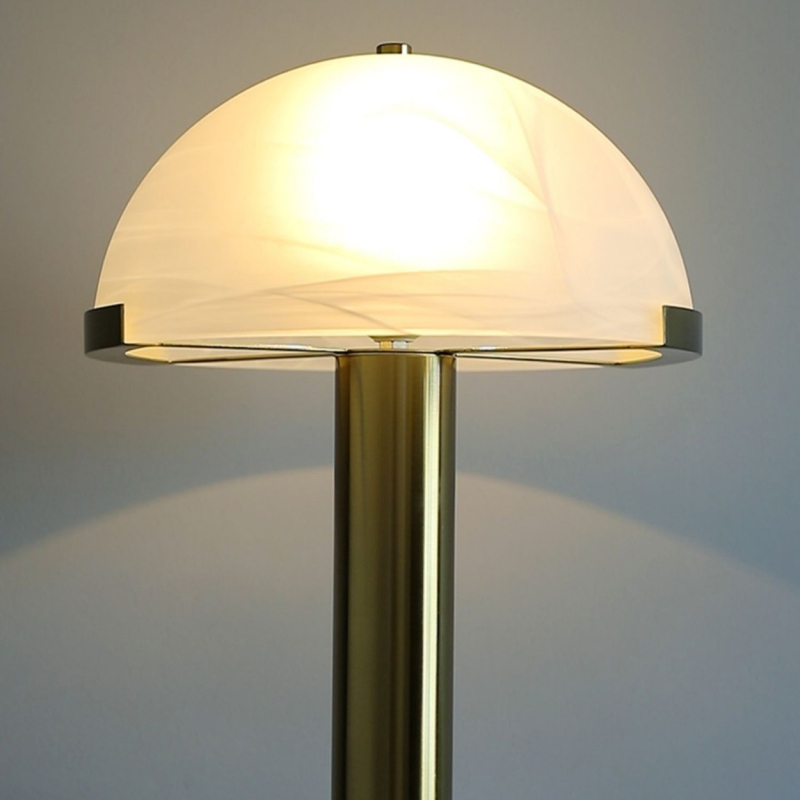 Postmoderni stolni lamp za dnevni boravak od prirodnog oblacnog mramora, umjetnička noćna lampica za spavaću sobu, dizajnersko osvjetljenje showroom u model sobi