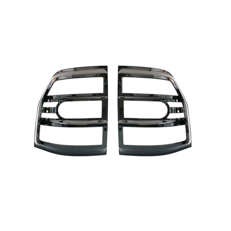 Ramă decorativă pentru farul de stop Mitsubishi Pajero 2019
