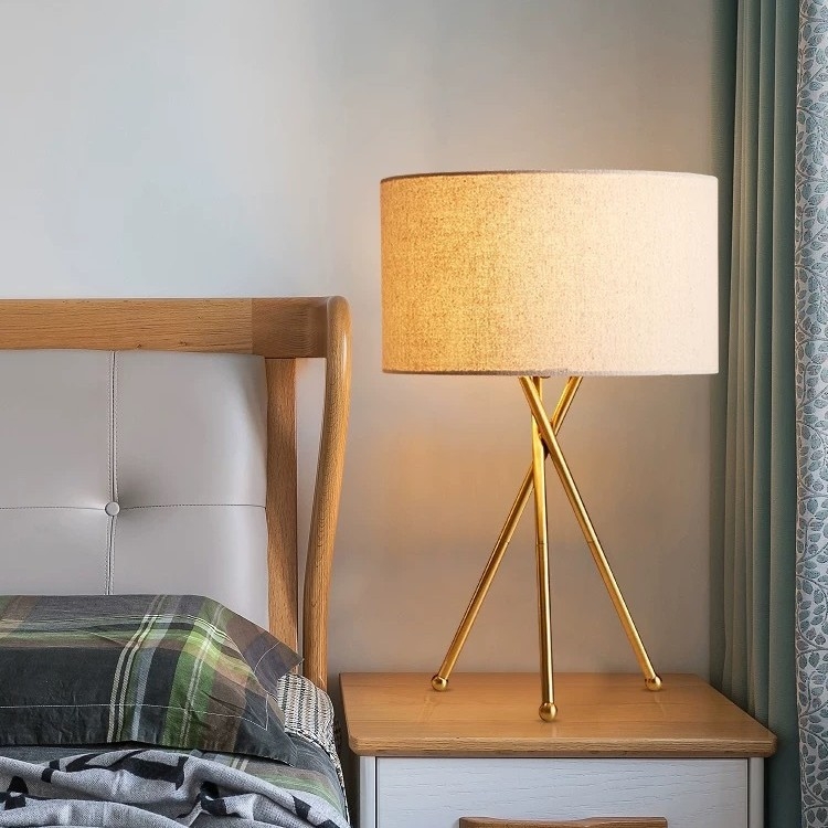 Skandinavska moderna minimalistička stolna lampa – za dnevni boravak, radni prostor i spavaću sobu – topla ambientna svjetlost