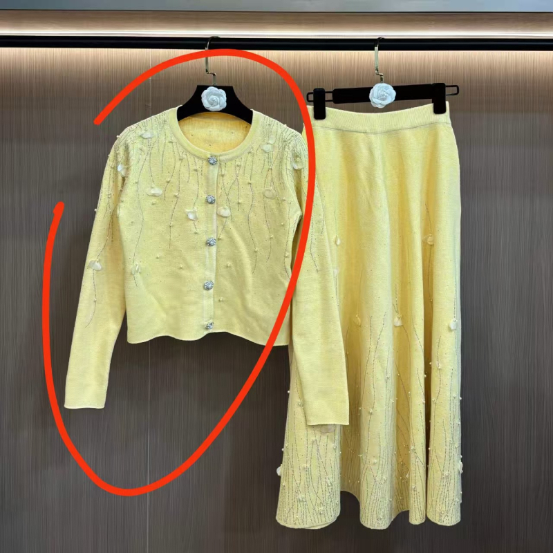 Dvokomponentni set: pleteni kardigan s rhinestones, Chanel stil društvene dame, kratka suknja za jesen-zimu