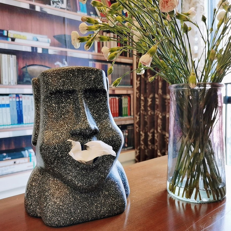 Moai s Otoka Uskrsa – Kreativna kamena kutija za maramice, stolna i dnevna dekoracija s kamernim licem