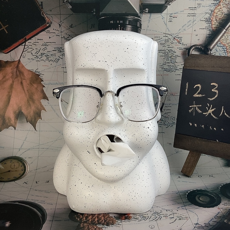 Moai s Otoka Uskrsa – Kreativna kamena kutija za maramice, stolna i dnevna dekoracija s kamernim licem