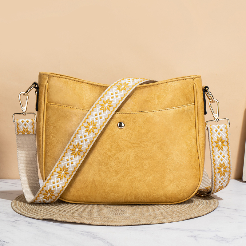 Ženska crossbody torba s jedinstvenim dizajnom, velika kapaciteta, ljeto 2024, PU koža, torba u obliku kanta, zatvarač
