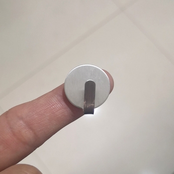 Mini nehrđajući čelični kuk s ljepilom, okrugla, ultra mala, za studentski dom, bez tragova, do 1 kg.