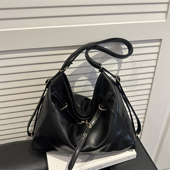 Torba velike kapacitete s lancem remenom za školu i dnevne obaveze, 2025. zimski model, svestrana tote torba, može se nositi preko ramena ili kao crossbody