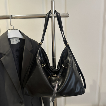 Torba velike kapacitete s lancem remenom za školu i dnevne obaveze, 2025. zimski model, svestrana tote torba, može se nositi preko ramena ili kao crossbody
