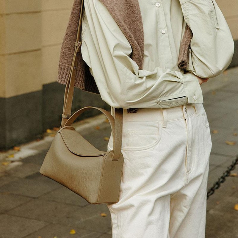 Ženska torba od kože prvog sloja goveda, retro gradski stil, crossbody torba, kompaktnog četvrtastog oblika