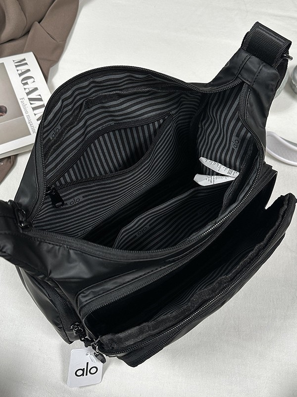 Mini torbica u korejskom stilu s višenamjenskim dizajnom crossbody — mogućnost nošenja kao pojasna torbica ili torba za prsa, lagana