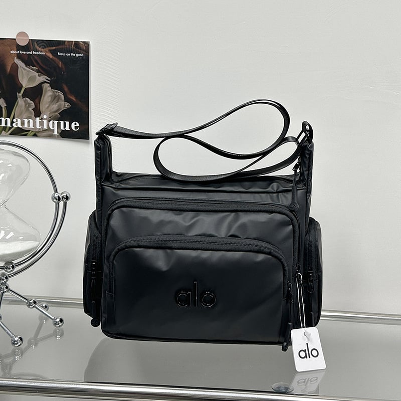 Mini torbica u korejskom stilu s višenamjenskim dizajnom crossbody — mogućnost nošenja kao pojasna torbica ili torba za prsa, lagana