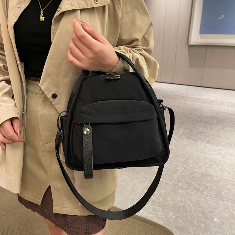 Ženska crossbody torba, minimalistička, laka, svakodnevna, preko ramena