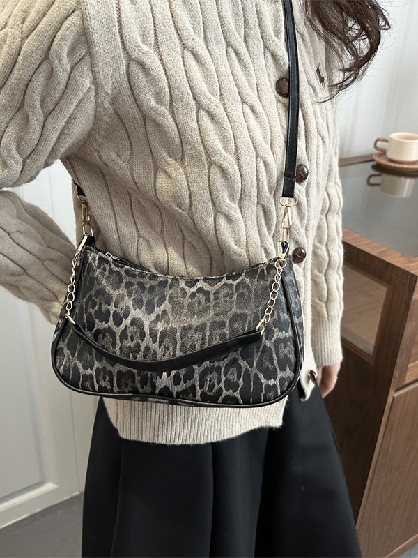 Ženska torbica za ramena s leopard uzorkom, korejskog stila, mala, sintetička koža, jesen-zima 2026 retro dizajn
