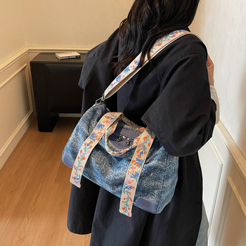 Ženska crossbody torba za putovanja, lagana, s velikim kapacitetom