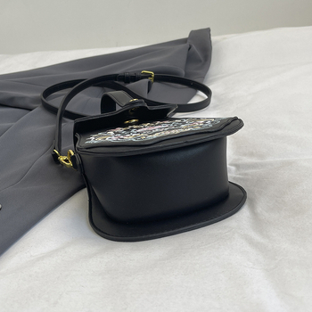 Ženska PU kožna torba - mala kvadratna torba s kineskim stilom vezenja, nositi u ruci/ na ramenu/ crossbody, zima 2025