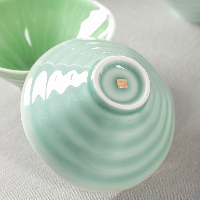 Keramička zdjela za rižu u obliku šešira, mala i profinjena, s debelim visokim nogama, kineskog stila Celadon porcelan