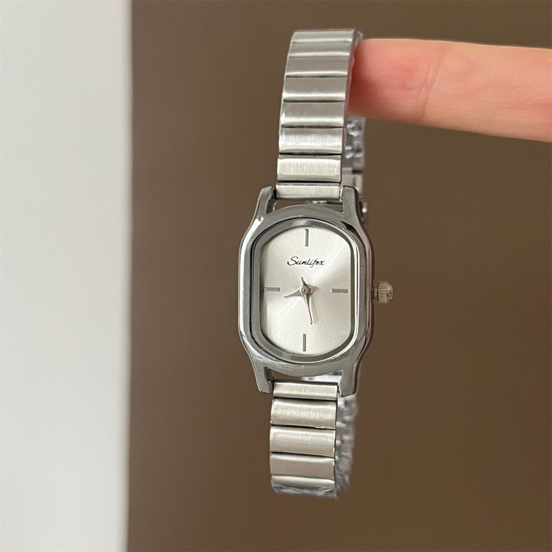 Ženski sat s kožnim remenom – jednostavan retro stil, lagani luksuz, kompaktni i moderni