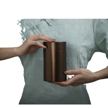Prijenosna posuda za čaj od titanij-aluminijske legure, zatvorena za putovanja, spiralno pakiranje čaja