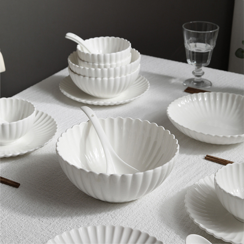 Testreszabható porcelán étkészlet vintage krizantéma mintával – háztartási tányérok, rizses tál, főételes tál, gyümölcstál