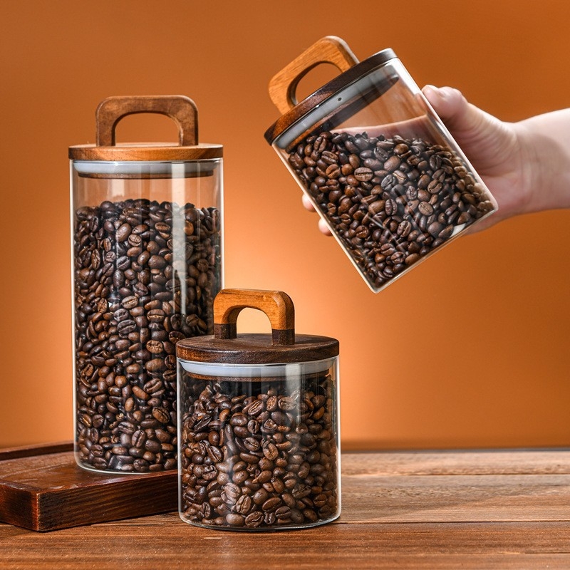Set staklenih posuda s drškom od akacije i siguran poklopac od borosilikatnog stakla, 800–1000 ml, za kavu, čaj i osušenu koru mandarine