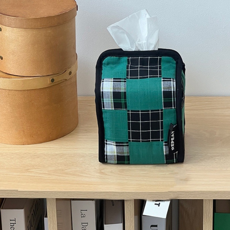 Kryt kutije maramica s kariranim vintage patchwork uzorkom – zaštita od prašine, kućni dekor, višenamjensko skladištenje