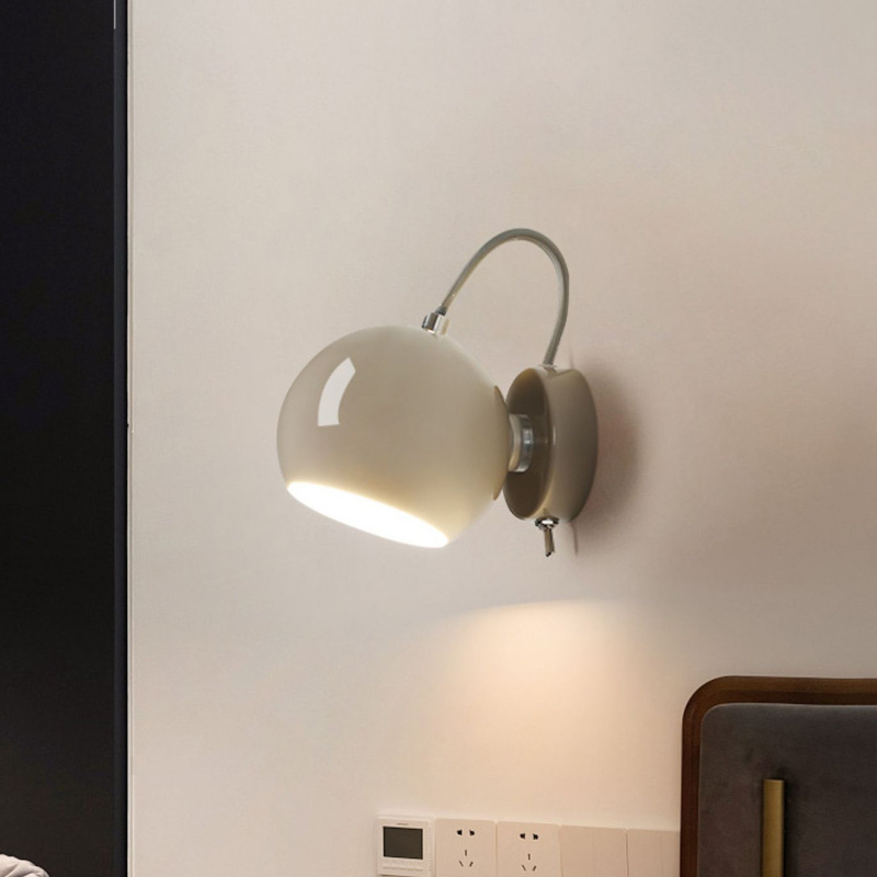 Skandinavska magnetska rotirajuća kuglična zidna lampa za dječju sobu, minimalistično svjetlo za stol i noćno svjetlo