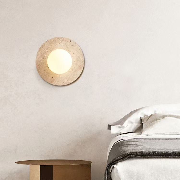 Prilagođena zidna lampa u japanskom stilu Wabi-Sabi od žutog travertina za smještajne objekte, spavaće sobe, hodnike i vile