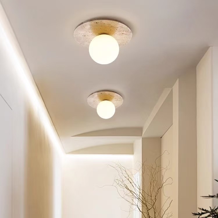 Prilagođena zidna lampa u japanskom stilu Wabi-Sabi od žutog travertina za smještajne objekte, spavaće sobe, hodnike i vile
