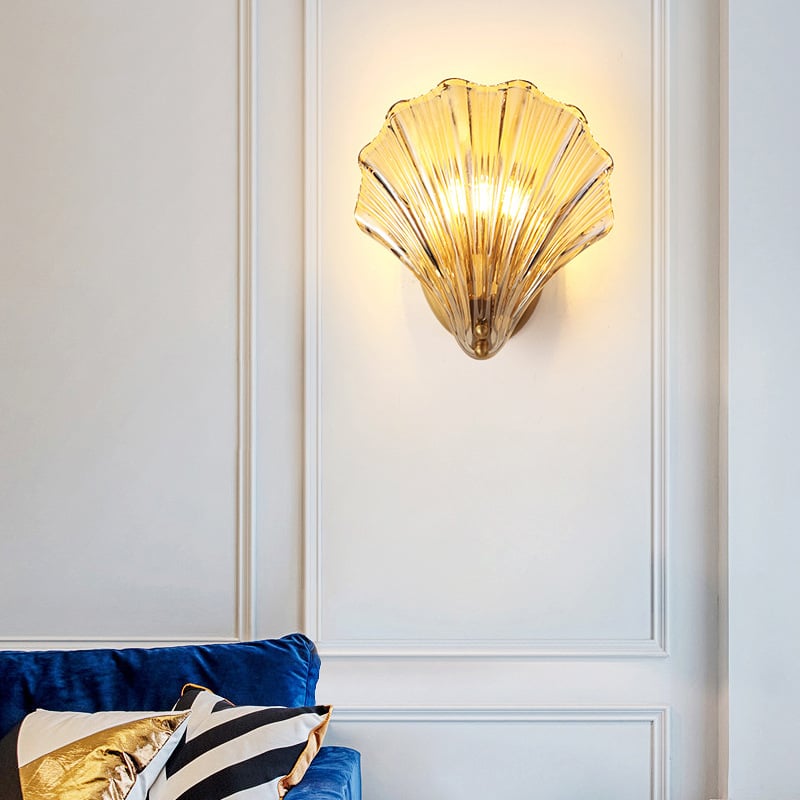 Lampa za zid američkog stila sa motivom školjke, stakleni sjenilo i metalno tijelo, moderan minimalistički dizajn za spavaću sobu, dnevnu sobu i hodnik