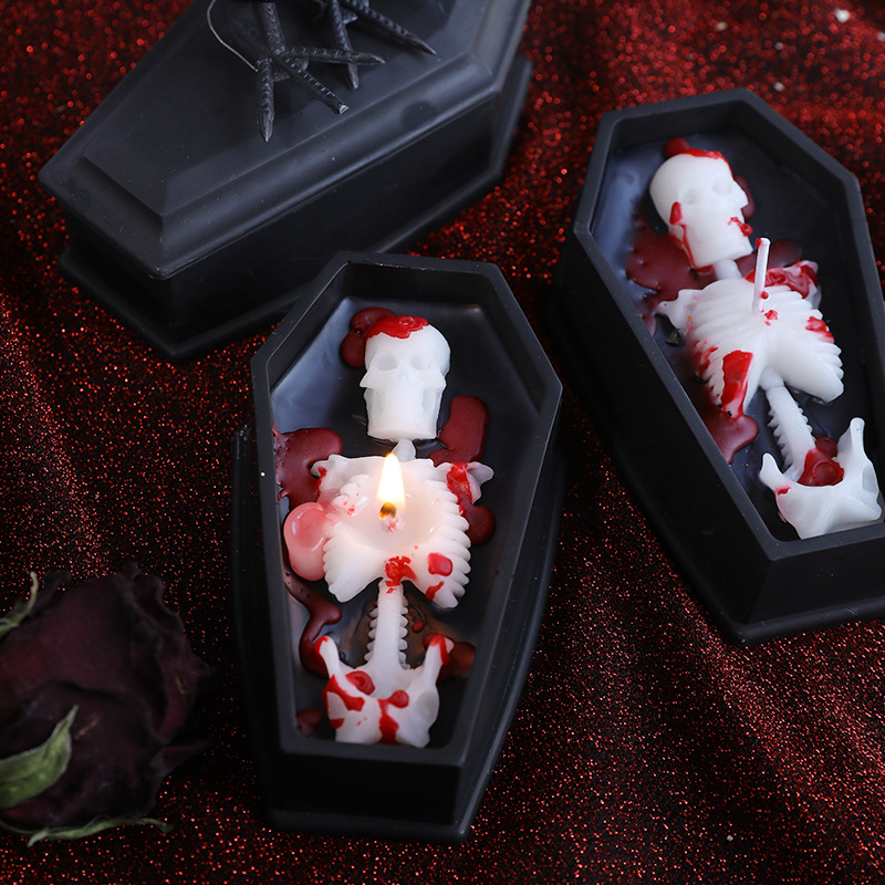 Halloween dekorativna svijeća u obliku kovčega, silueta vampira, lubanja i nadgrobna ploča, mirisna