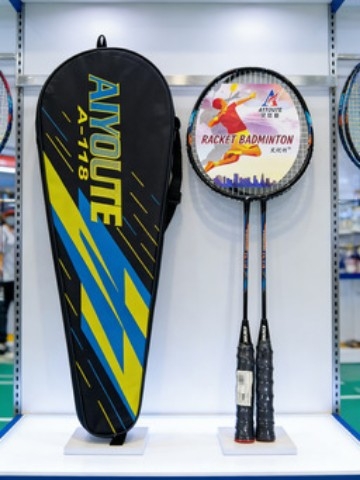 Set od dvije badmintonskih reketa od aluminijske legure