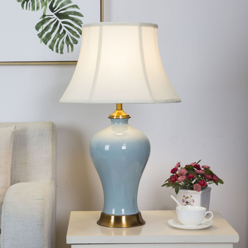 Keramička stolna lampa za spavaću sobu i dnevni boravak s tkanim abažurom, u američkom seoskom stilu.