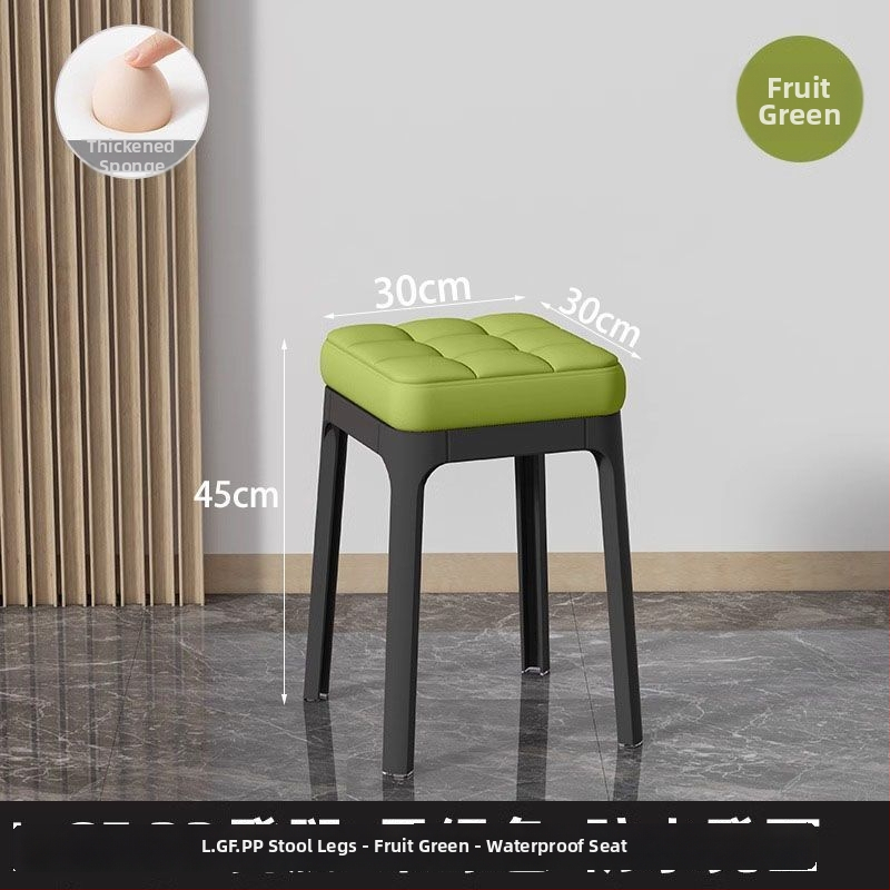 Moderný čalúnený taburet s mäkkým polstrovaním, vhodný pre domáce použitie, do obývačky a spálne, elegantný vzhľad a úsporné úložisko