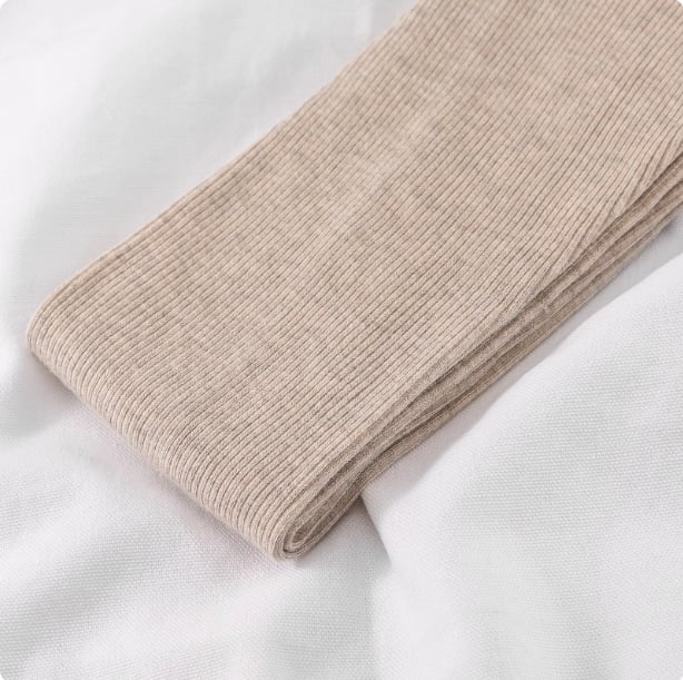Női szürke függőleges csíkos termikus leggings fleece-béléssel, vastag kötésű, szoros