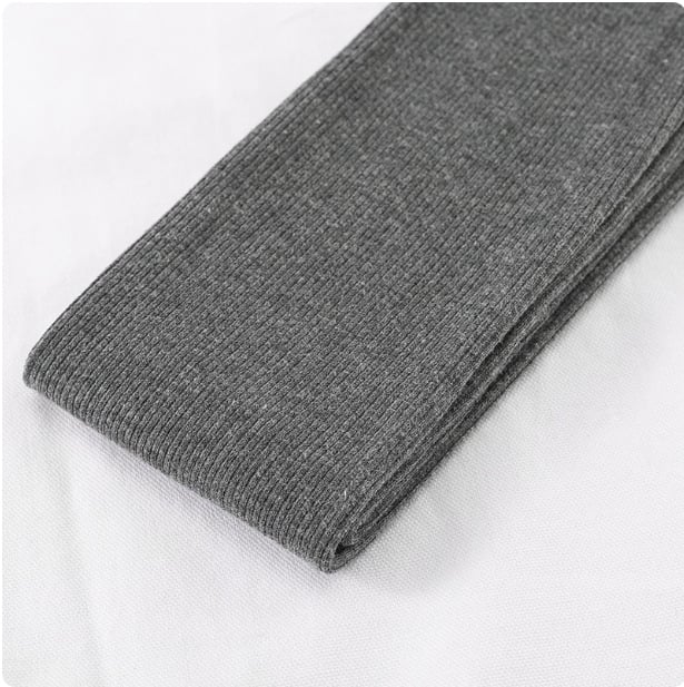 Női szürke függőleges csíkos termikus leggings fleece-béléssel, vastag kötésű, szoros