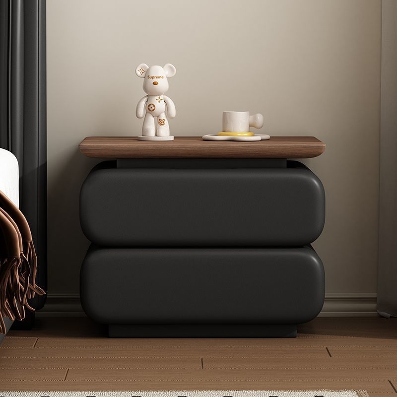Masívny drevený nočný stolík s kamennou doskou, inšpirovaný štýlom stredného storočia, moderný minimalistický dizajn, spálňové úložisko