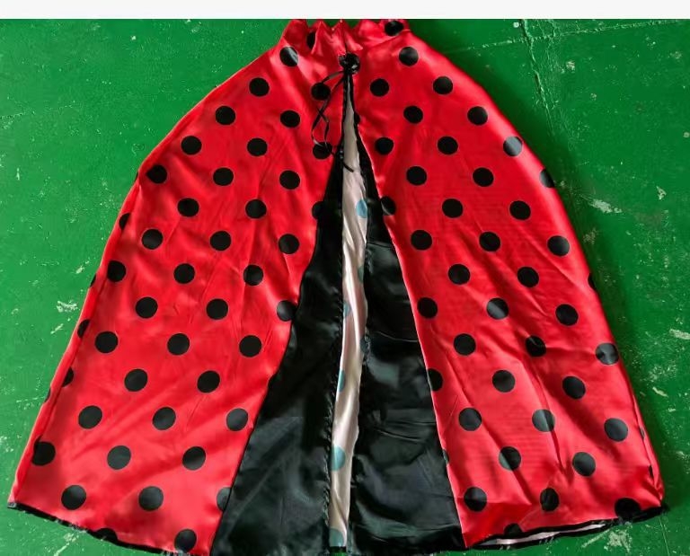 Unisex cosplay plašt za Halloween i Božić sa motivima snježnog čovjeka i klauna