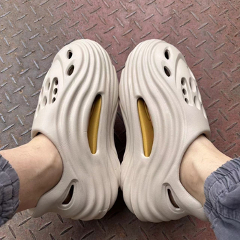 Alien Hole Slippers — sandale za plažu s rupičastim uzorkom, protiv mirisa, debela potplata i protuklizna podloga