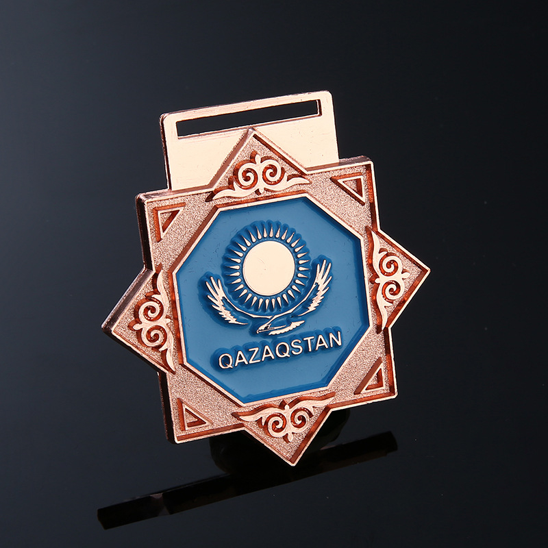 Nove kreativne personalizirane metalne medalje za događaje i natjecanja – čestitne medalje u zlatnoj, srebrnoj i bakrenoj boji