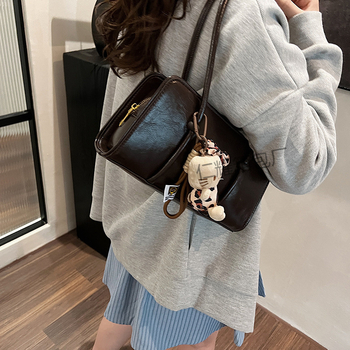 Ženska torbica pod pazuh, kvadratnog oblika, retro stil, 2025 novi model, svestrana PU crossbody torba