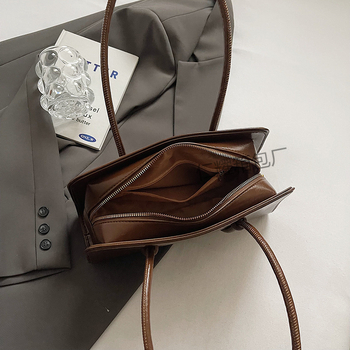 Ženska torbica pod pazuh, kvadratnog oblika, retro stil, 2025 novi model, svestrana PU crossbody torba