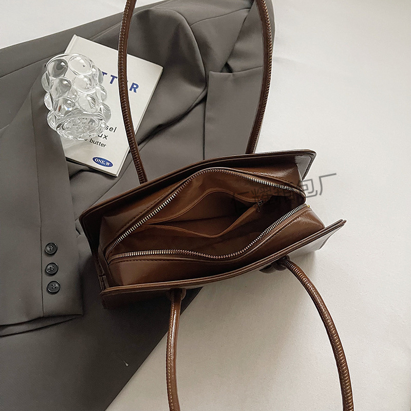 Ženska torbica pod pazuh, kvadratnog oblika, retro stil, 2025 novi model, svestrana PU crossbody torba