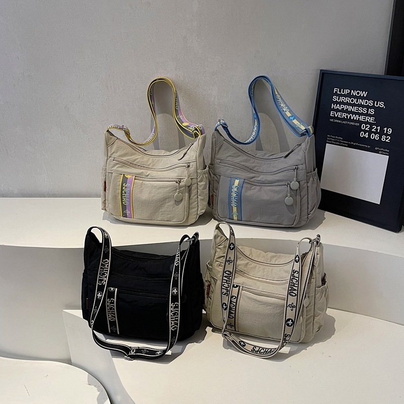 Ženska tote torba za svakodnevne izlaske i posao, s više zatvarača, svestrani minimalistički dizajn, može se nositi preko ramena ili kao crossbody