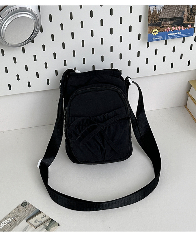 Ženska vodootporna crossbody torba od najlona, srednje veličine, bucket-stil, zatvarač, unutarnja džep za telefon, svakodnevna uporaba, velika kapaciteta