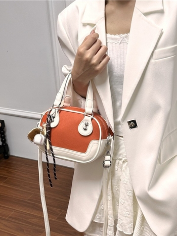 Patchwork torba u obliku jastuka, preko ramena i crossbody, za svakodnevnu upotrebu, proljeće 2026