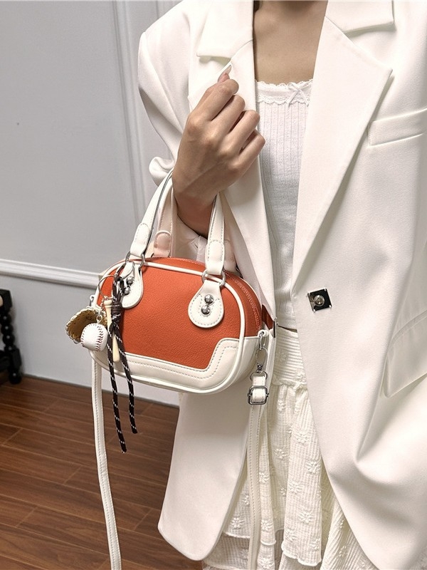 Patchwork torba u obliku jastuka, preko ramena i crossbody, za svakodnevnu upotrebu, proljeće 2026